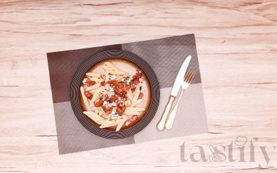 Медитеранска салата со тестенини