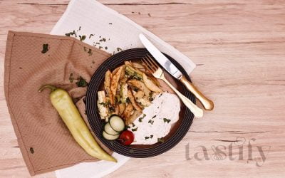 Печен помфрит од компири и тиквички на лесен начин